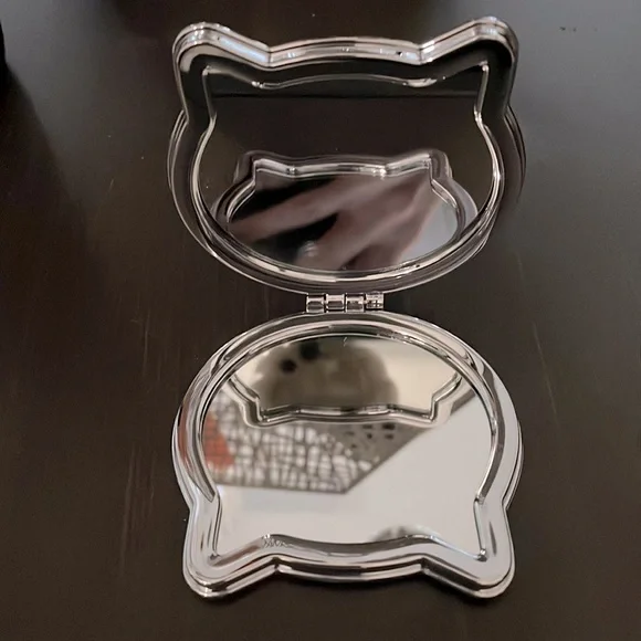 VAN GOGH STARRY NIGHT COMPACT MIRROR - Picture 4 of 4